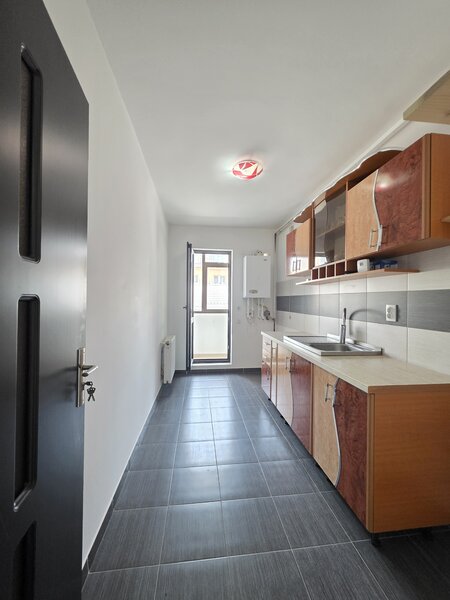 Postalionului, Berceni, apartament 2 camere decomandat, etaj 1.